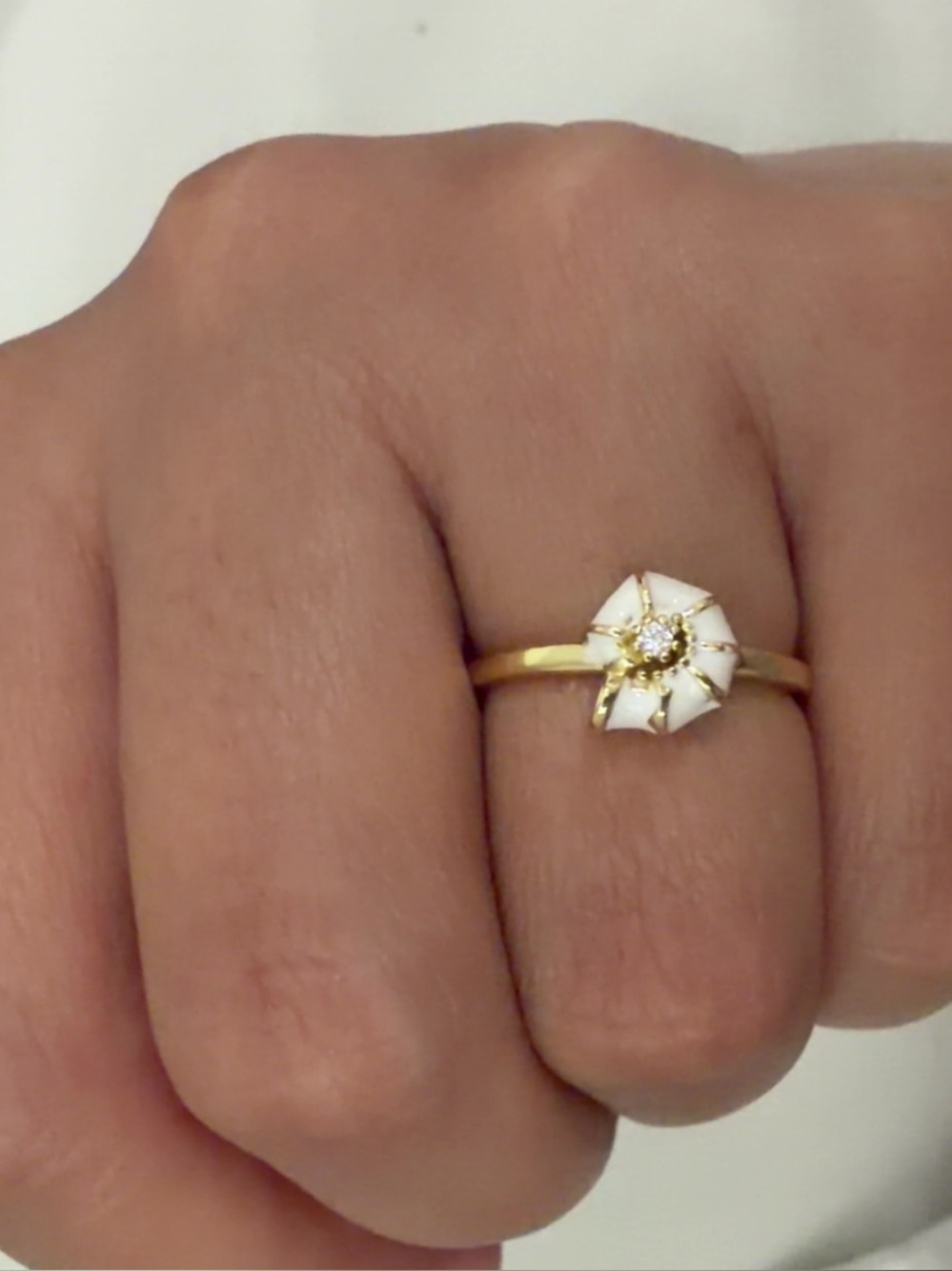 Gold Ring with white seashell🐚